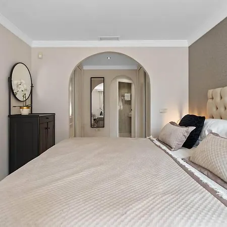 Gorgeous 3 Bedroom Santa Maria Golf Rdr446 아파트