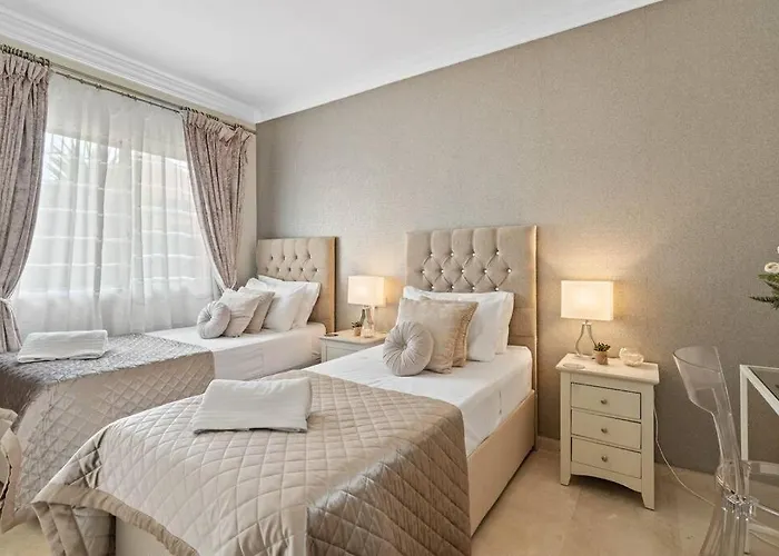 Gorgeous 3 Bedroom Santa Maria Golf Rdr446